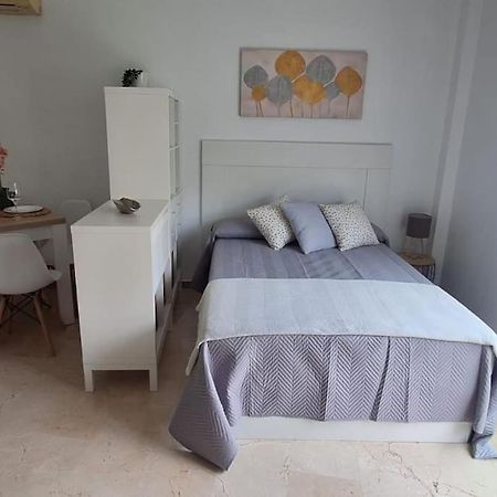 Room City Estepona Estudio Mar Buitenkant foto